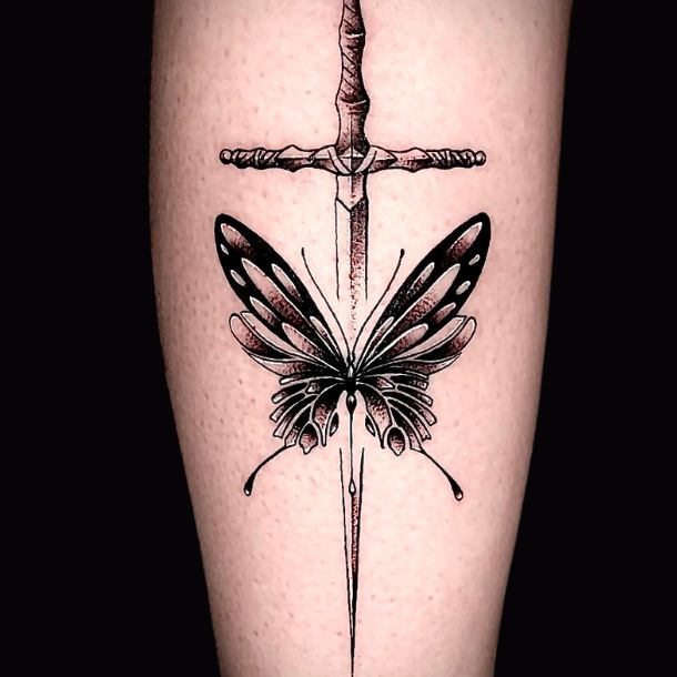 Kansas City Best Shop for dotwork tattoos