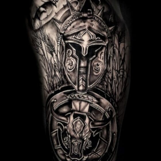 Tatuajes de tinta negra en Kansas City